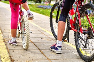Bicyclists and Motorists: Rights and Responsibilities